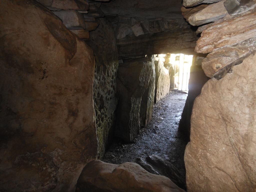 Loughcrew Megalithic Hostel Millbrook ภายนอก รูปภาพ